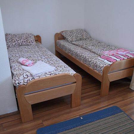 Bed and Breakfast Mm Narcis Vlasina Rid Zewnętrze zdjęcie