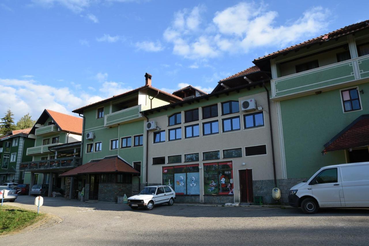 Bed and Breakfast Mm Narcis Vlasina Rid Zewnętrze zdjęcie