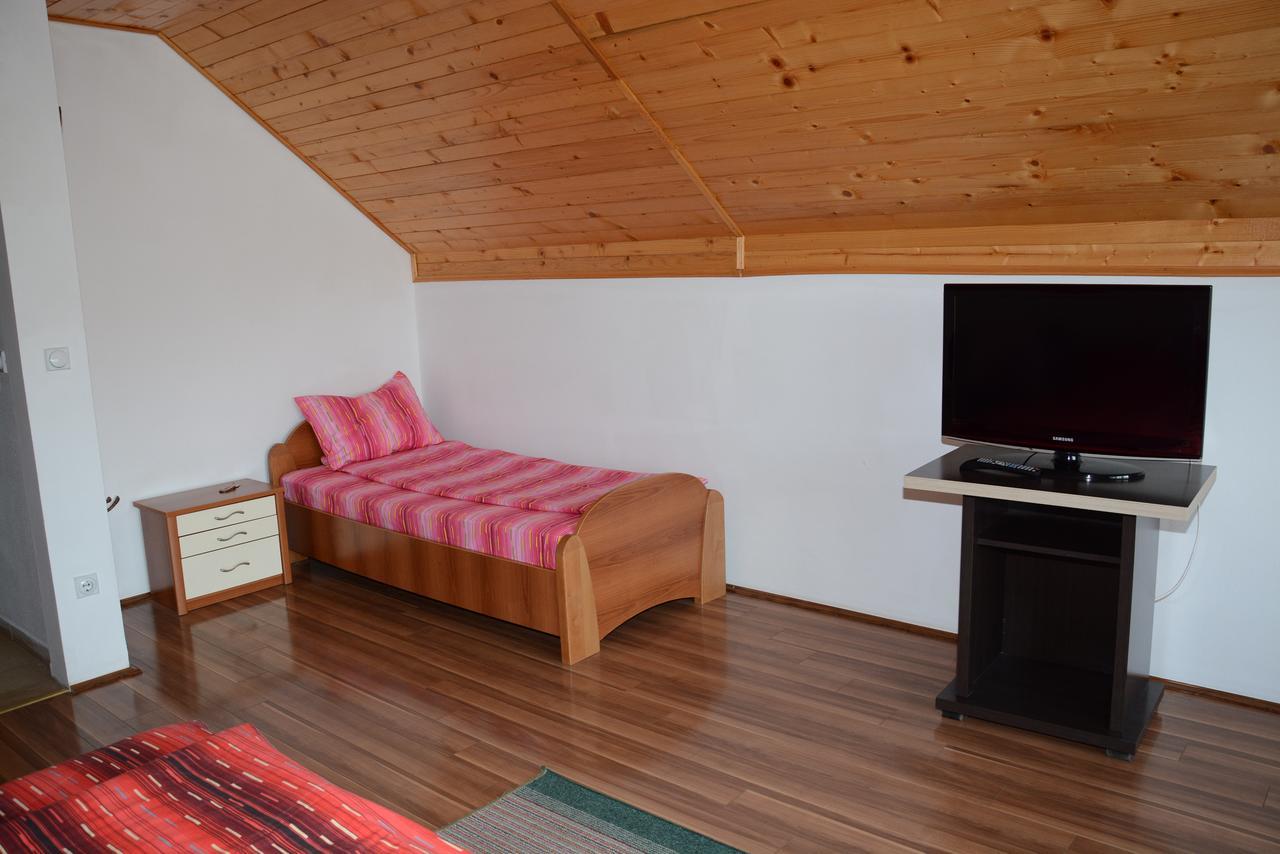 Bed and Breakfast Mm Narcis Vlasina Rid Zewnętrze zdjęcie
