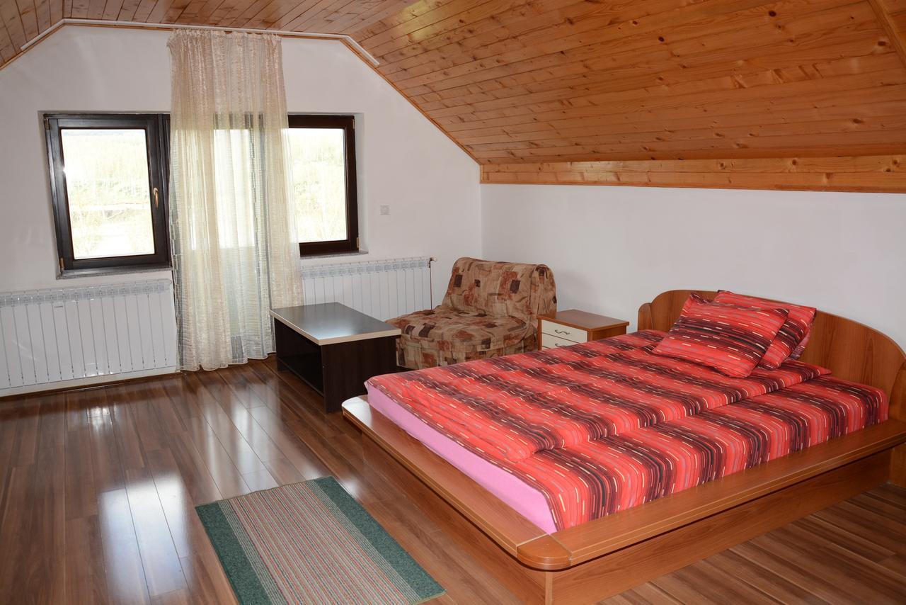 Bed and Breakfast Mm Narcis Vlasina Rid Zewnętrze zdjęcie