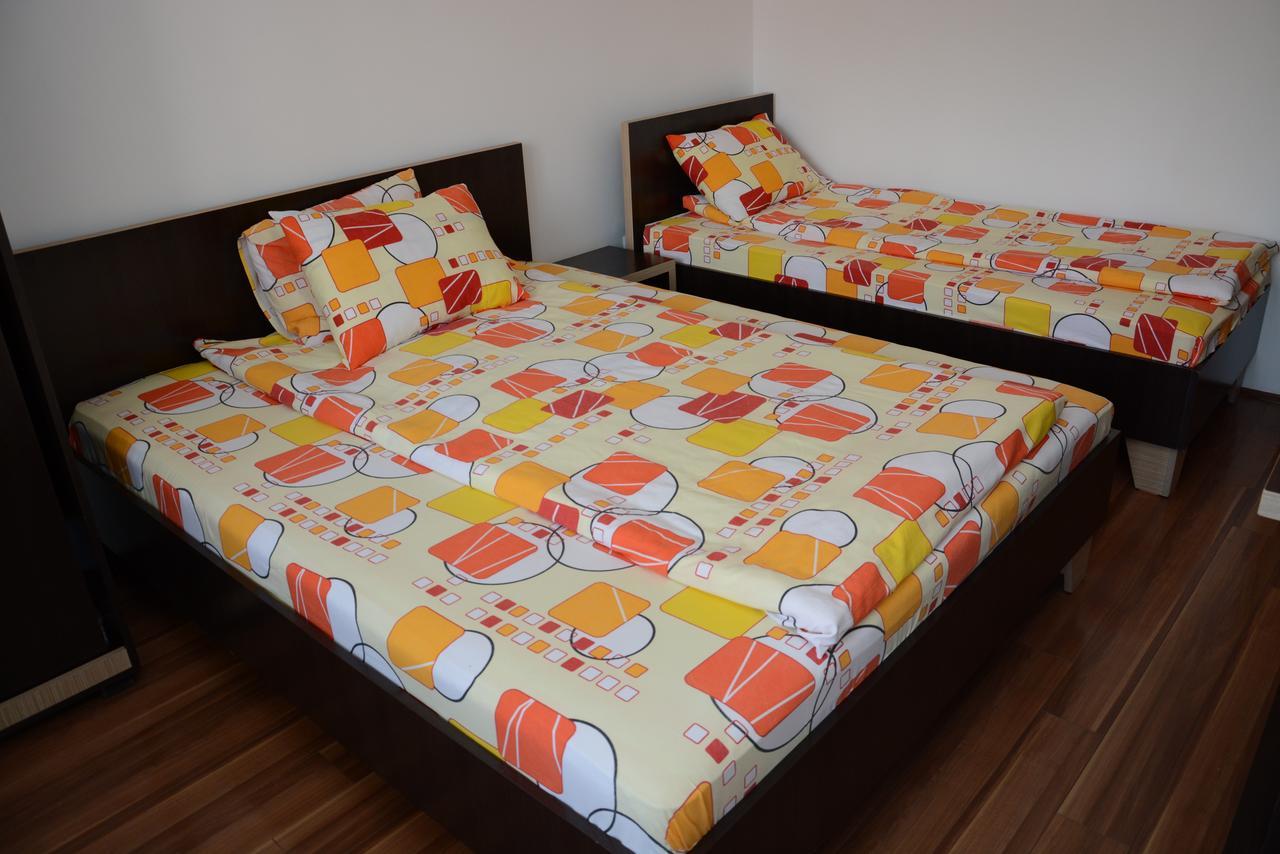 Bed and Breakfast Mm Narcis Vlasina Rid Zewnętrze zdjęcie