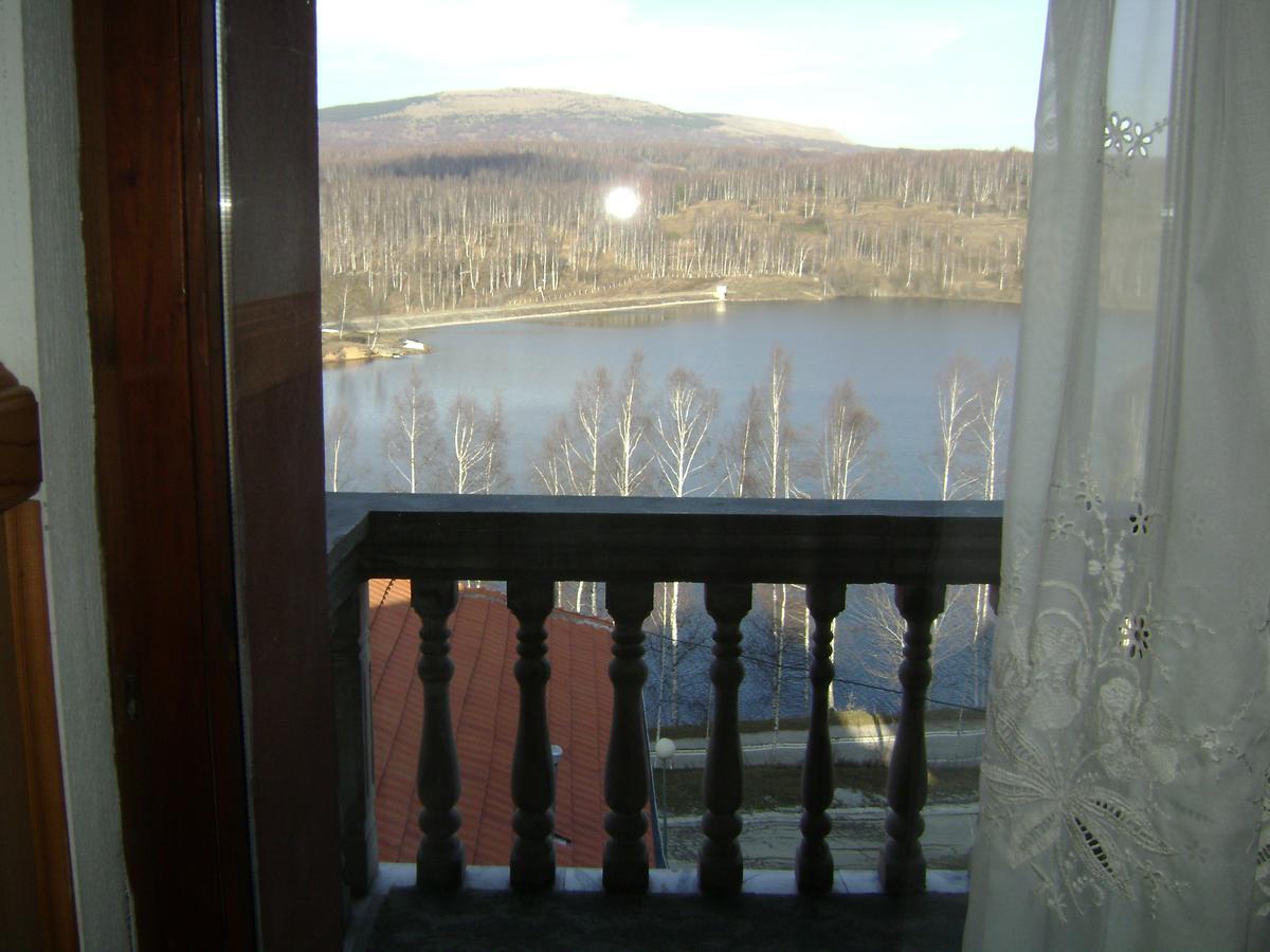 Bed and Breakfast Mm Narcis Vlasina Rid Zewnętrze zdjęcie