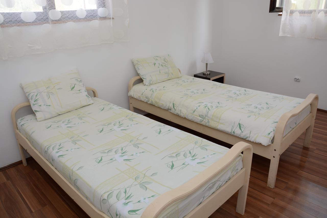 Bed and Breakfast Mm Narcis Vlasina Rid Zewnętrze zdjęcie