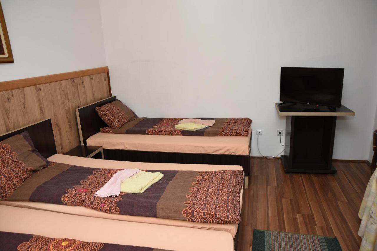 Bed and Breakfast Mm Narcis Vlasina Rid Zewnętrze zdjęcie