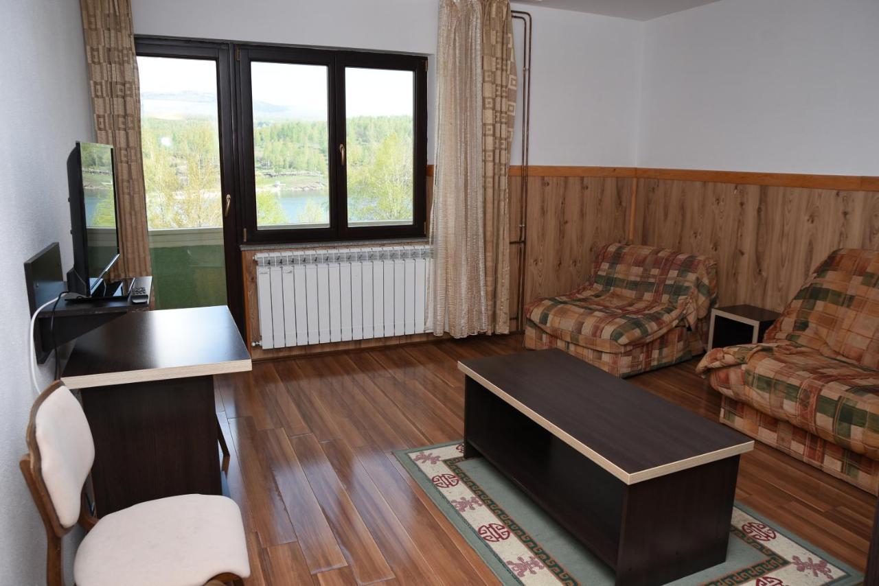 Bed and Breakfast Mm Narcis Vlasina Rid Zewnętrze zdjęcie